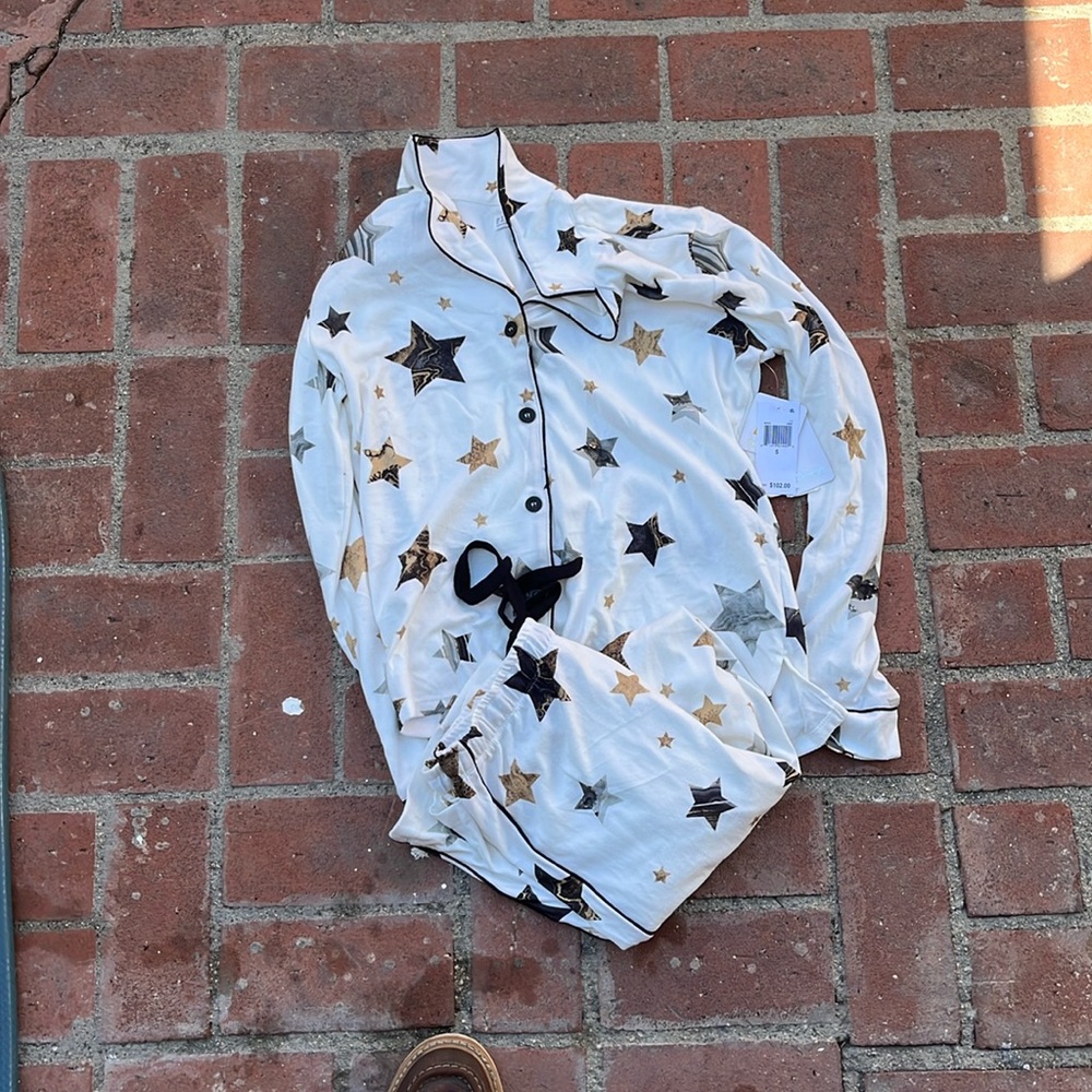 PJ Salvage Pajamas nwt 108$